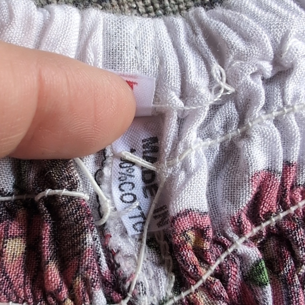 100% Cotton Baggy Hammer Style Pants W/ Floral Print Light & Breezy - Picture 3 of 3